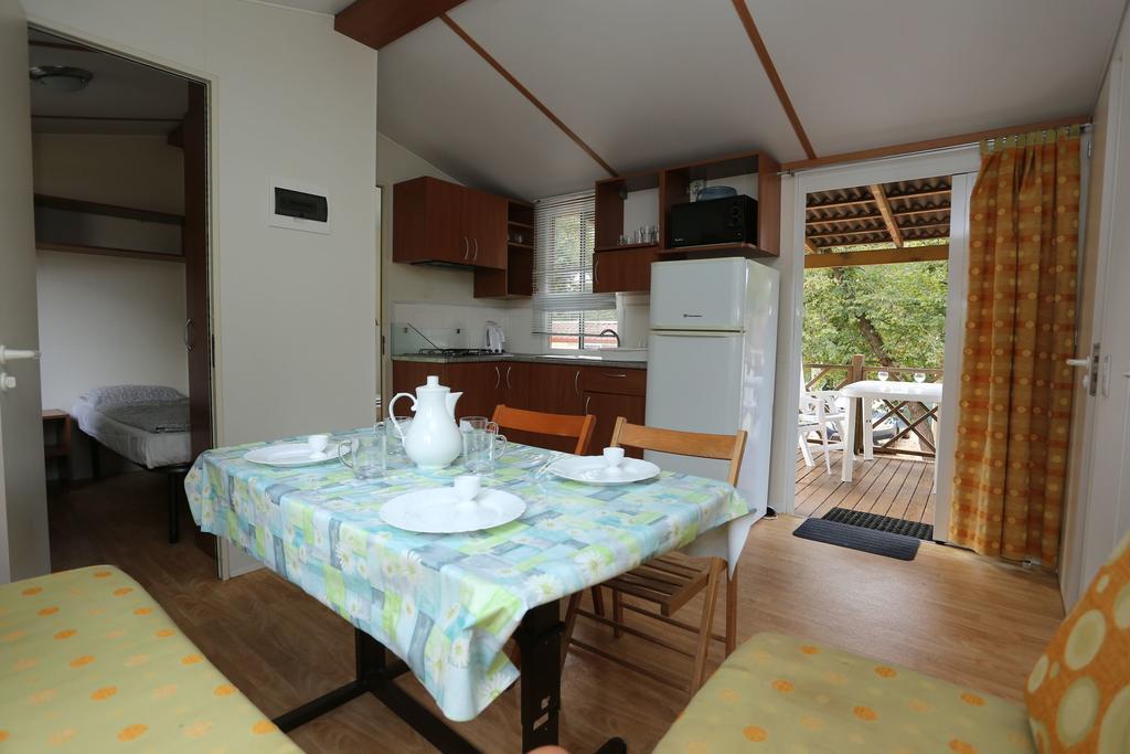 Mobile Homes Comfort Capri Bijela Uvala Mugeba Exterior photo